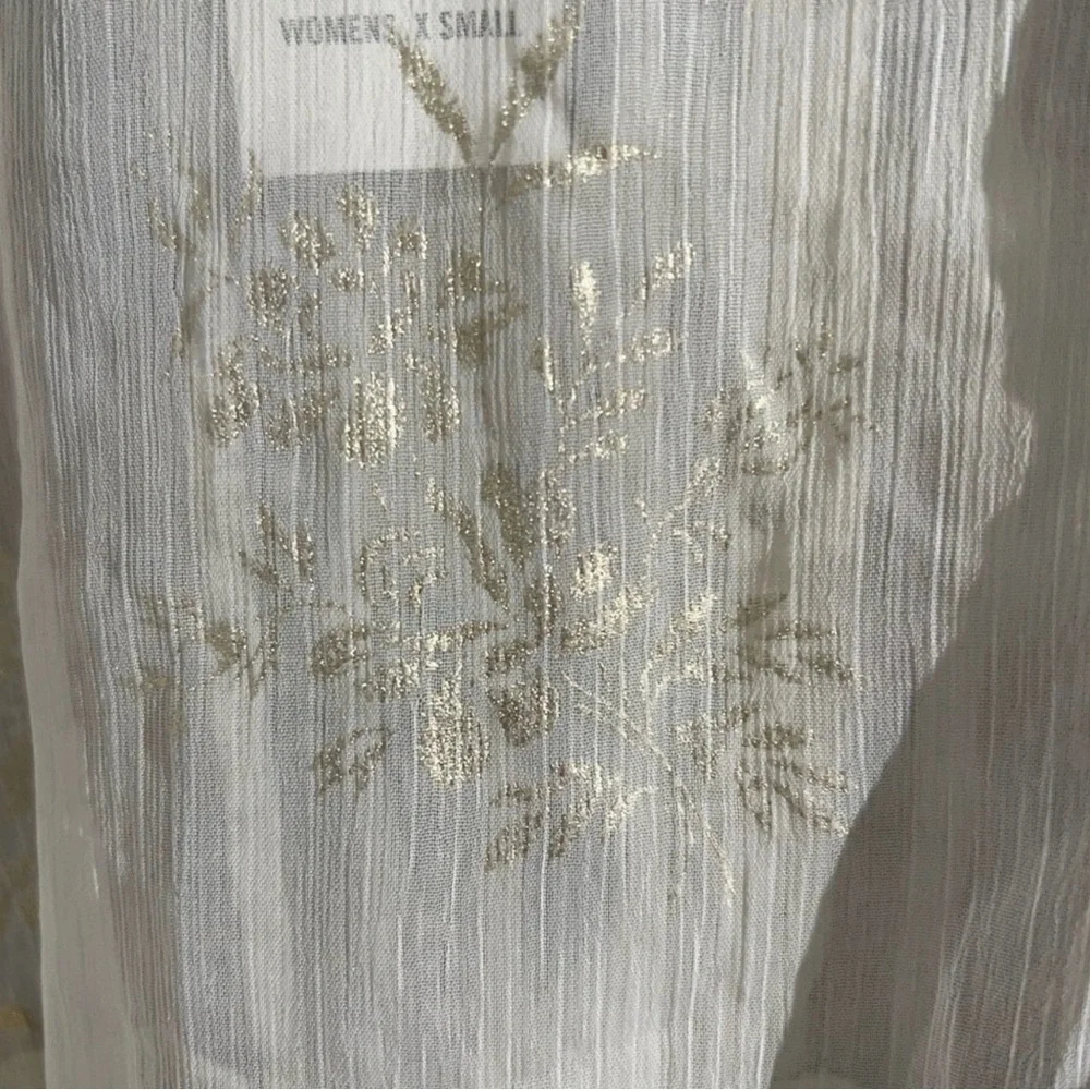 Zara Beige Floral Blouse with Button Detail - Picture 6 of 8